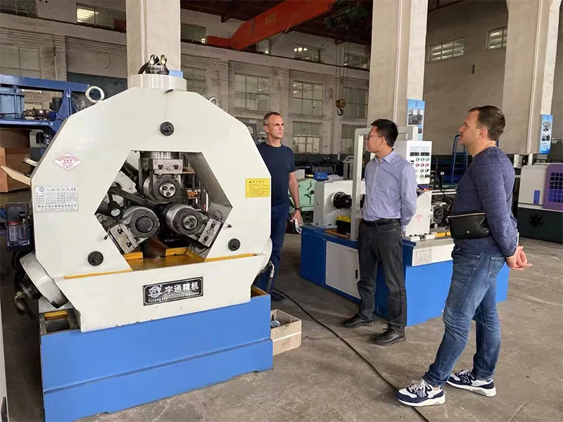 Клиенты приходят на завод (7)